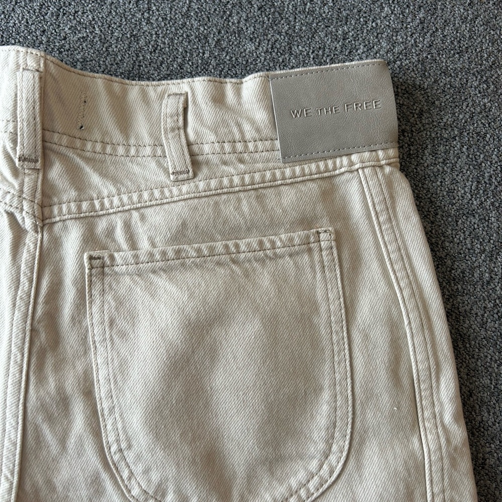 NWT FREE PEOPLE We The Free Aster Straight
Leg Jeans / Cream - Picture 3 of 9